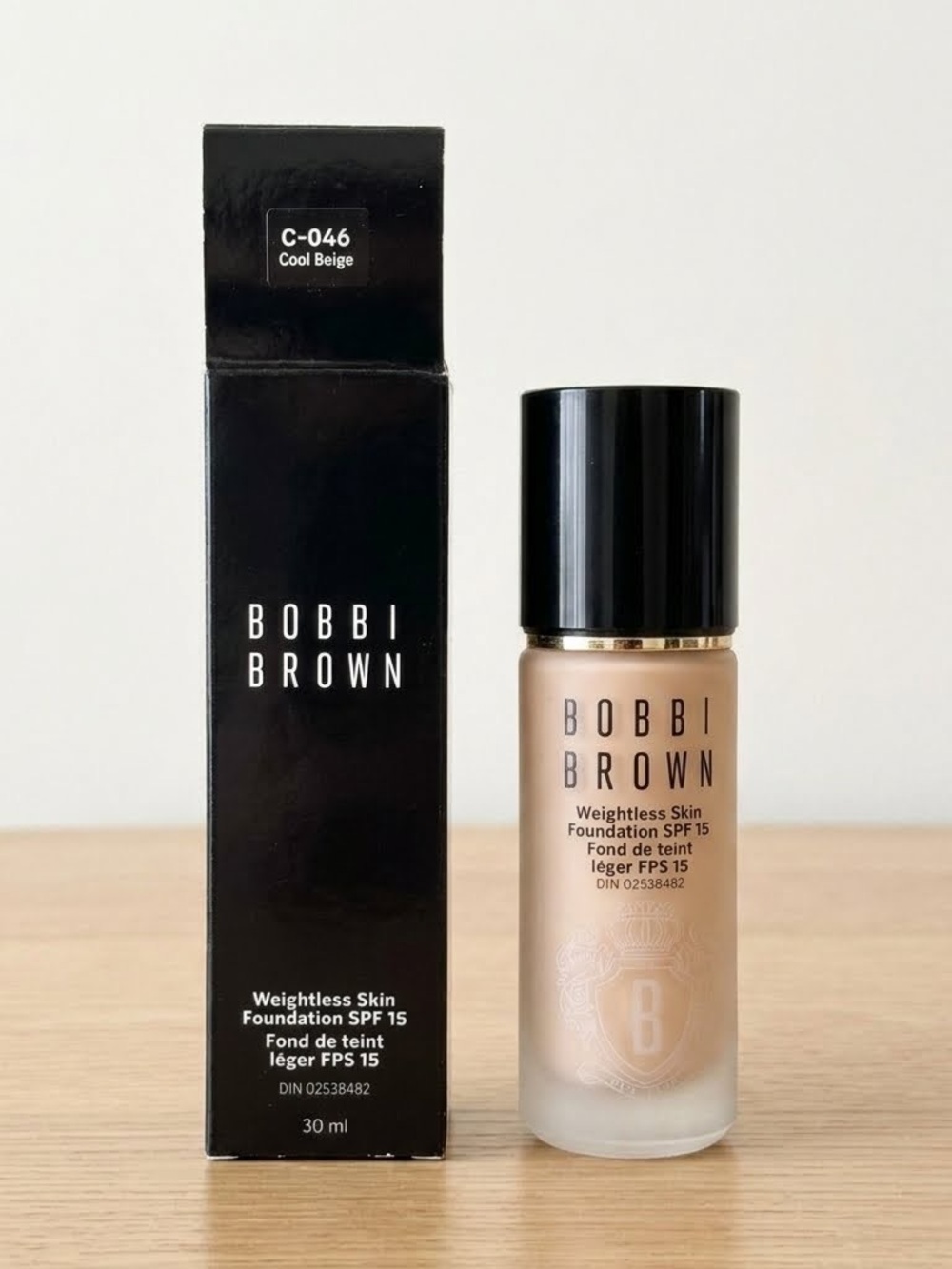Bobbi Brown Weightless Skin Foundation SPF 15 — C-046 Cool Beige